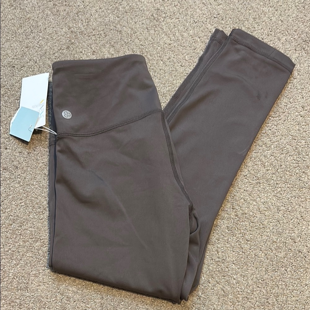 NWT Zella Crop Leggings